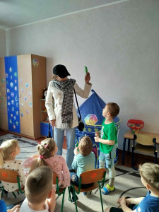 f2998669-0003-449d-ae55-659153df0b85